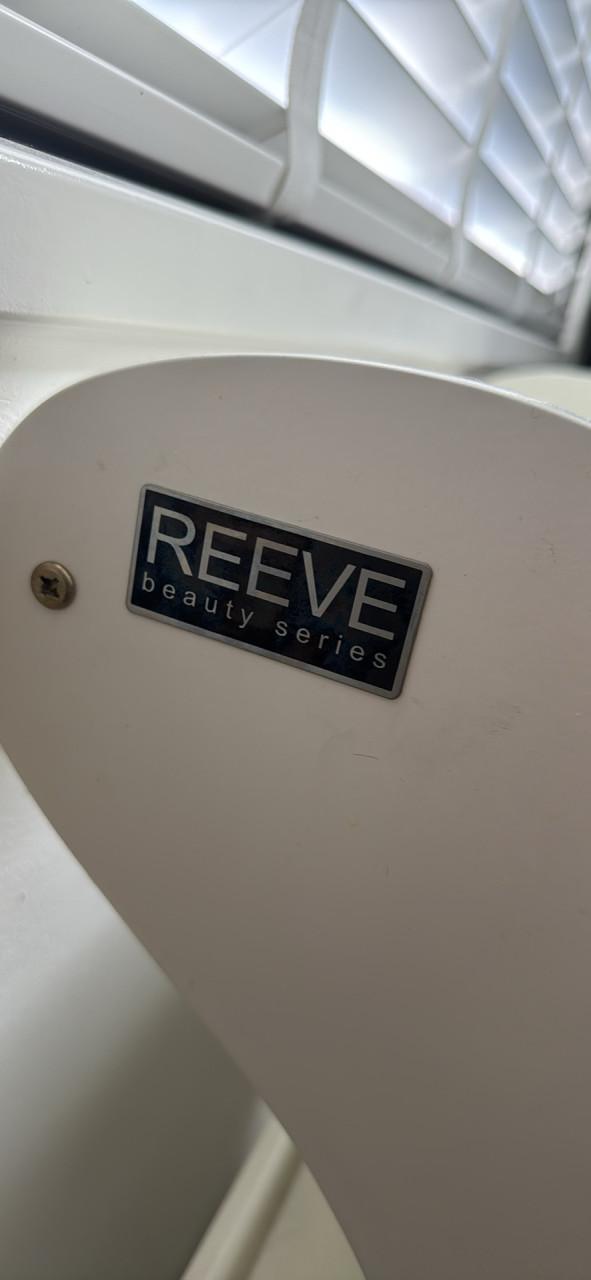 Roltafel beautysalon