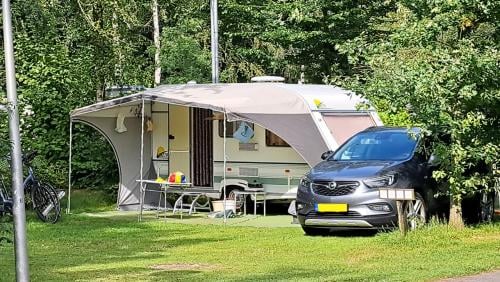 Caravan Delta Liner 3900 TZ 2001