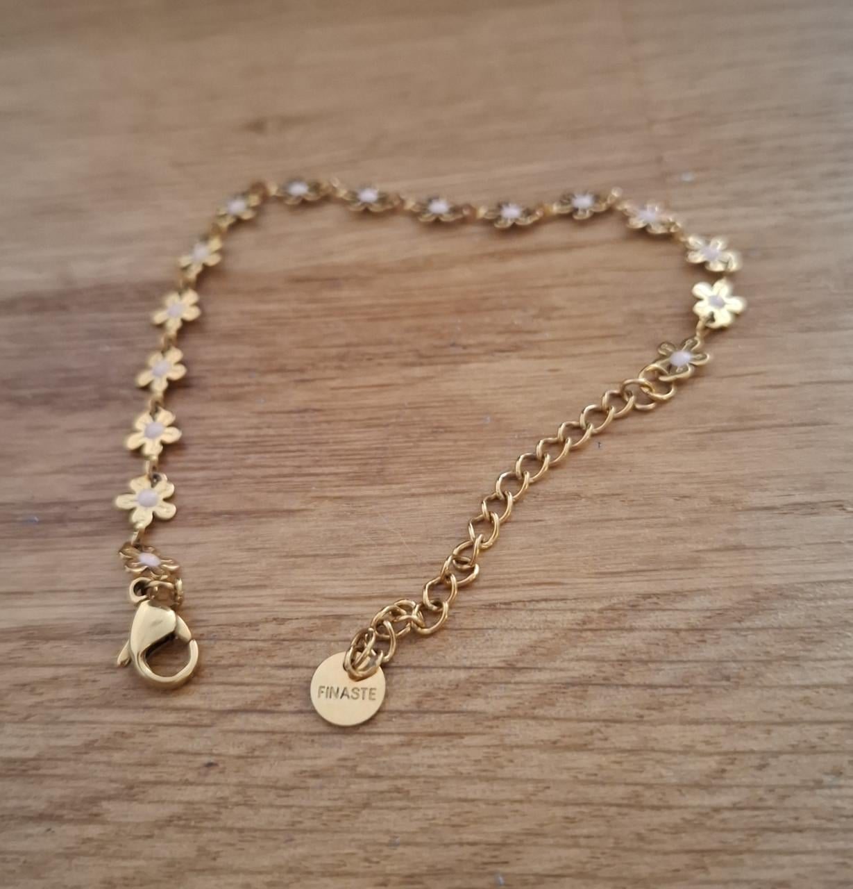 Goudkleurig armbandje Finaste