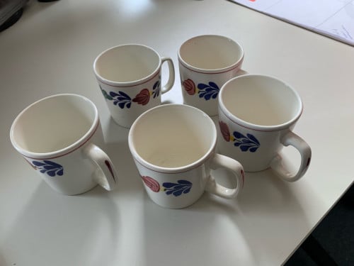 5 koffiemokken boerenbont z.g.a.n.