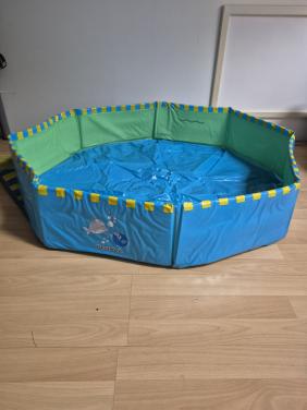 Kinder zwembadje