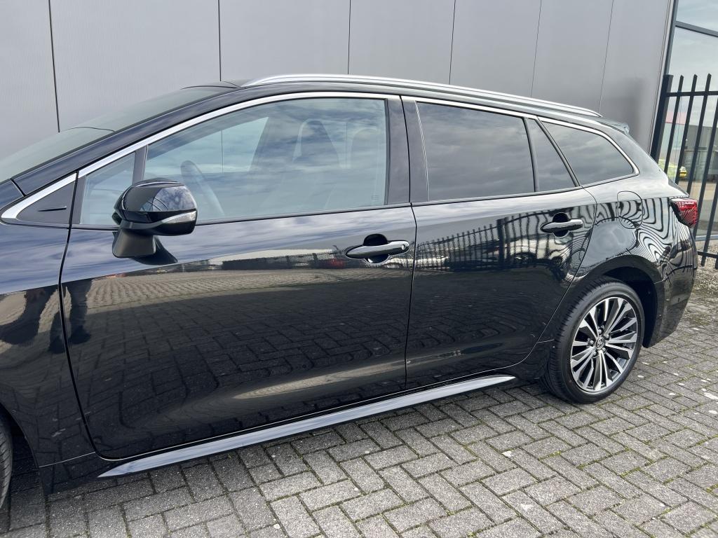 Toyota Corolla Touring Sports hybrid 140 dynamic
