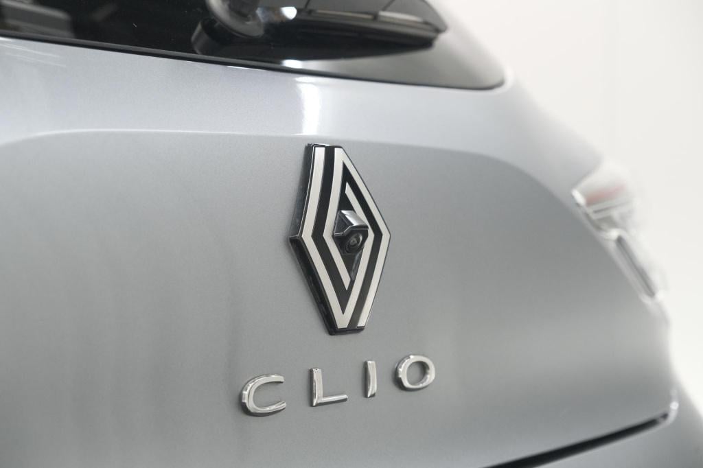 Renault Clio tce 90 gpf techno | 360 camera | 9.3 inch grootscherm | apple 