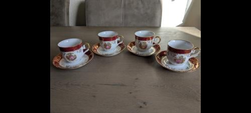 4 kopjes Bavaria Germany Limoges