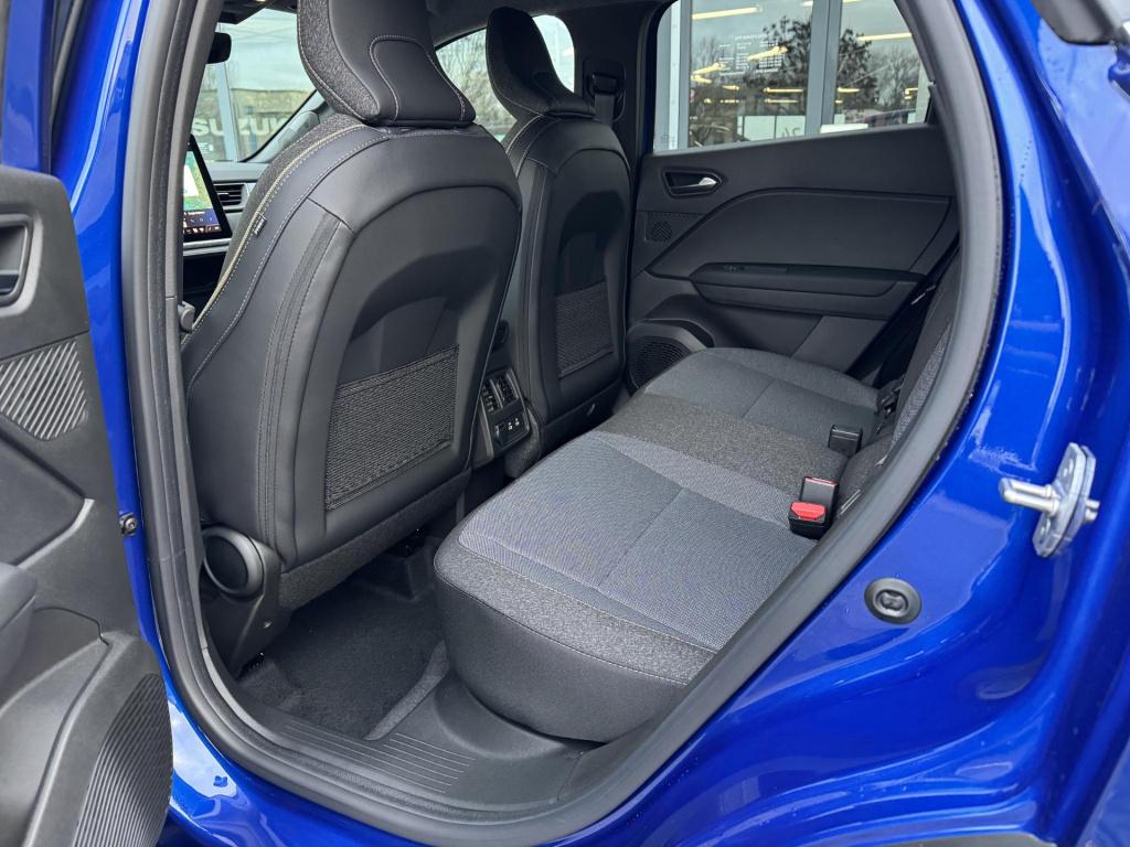 Mitsubishi Grandis 1.8 hev first edition