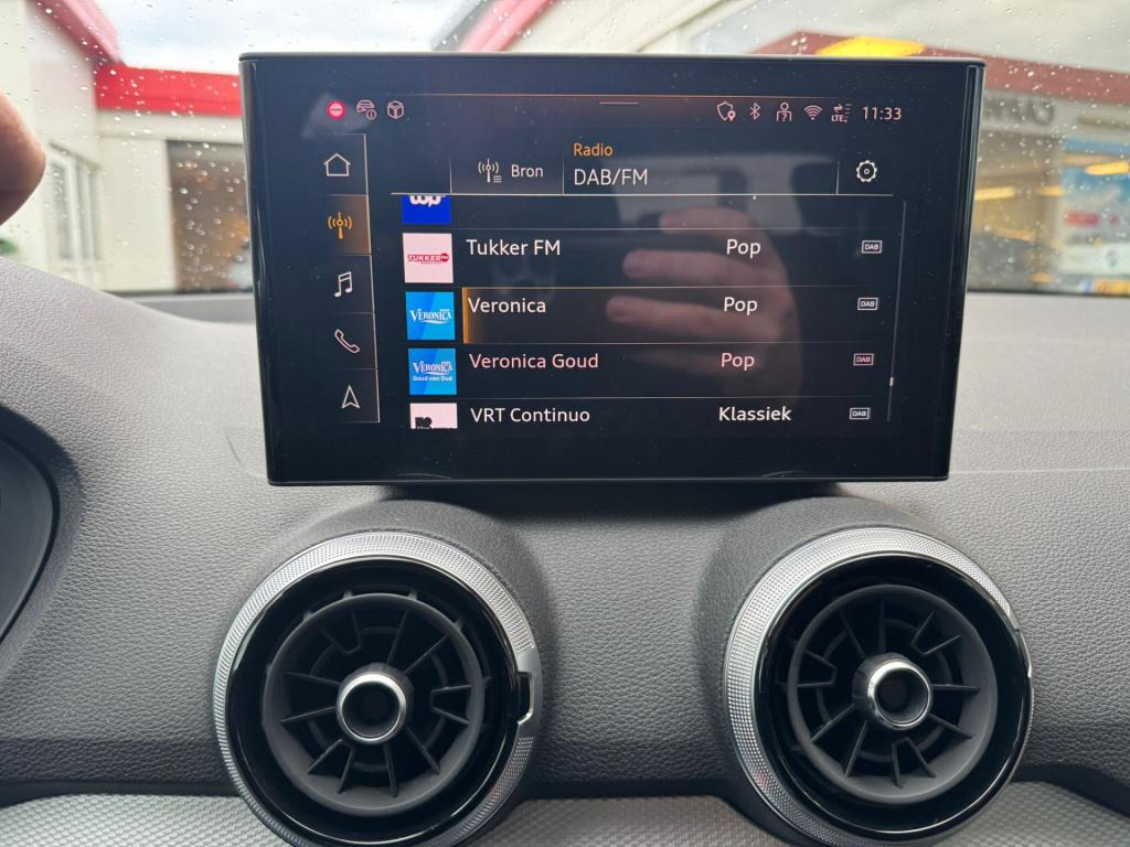 Audi Q2 35 tfsi s edition