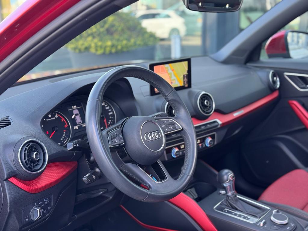 Audi Q2 30 tfsi sport * panoramadak * clima * navigatie