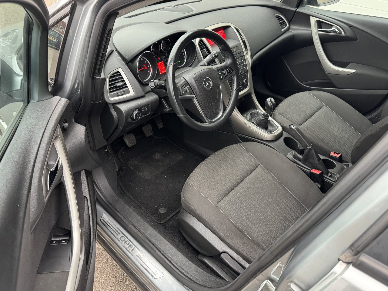 Opel Astra 1.6i Edition 5 deurs AIRCO ! ! !