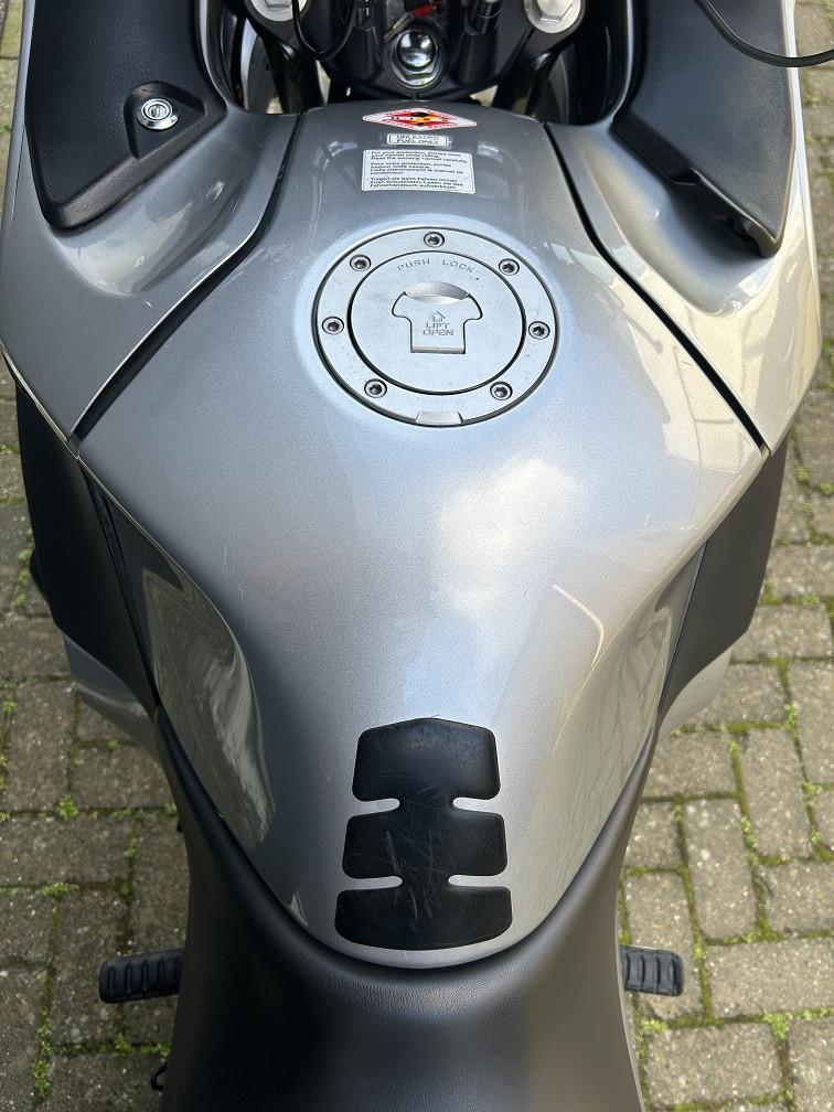 Honda NT700V Deauville uit 2010 met ABS, topkoffer, valbeugel, etc €3250,-
