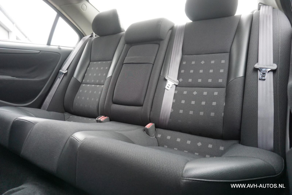 Volvo S60 2.4 edition automaat