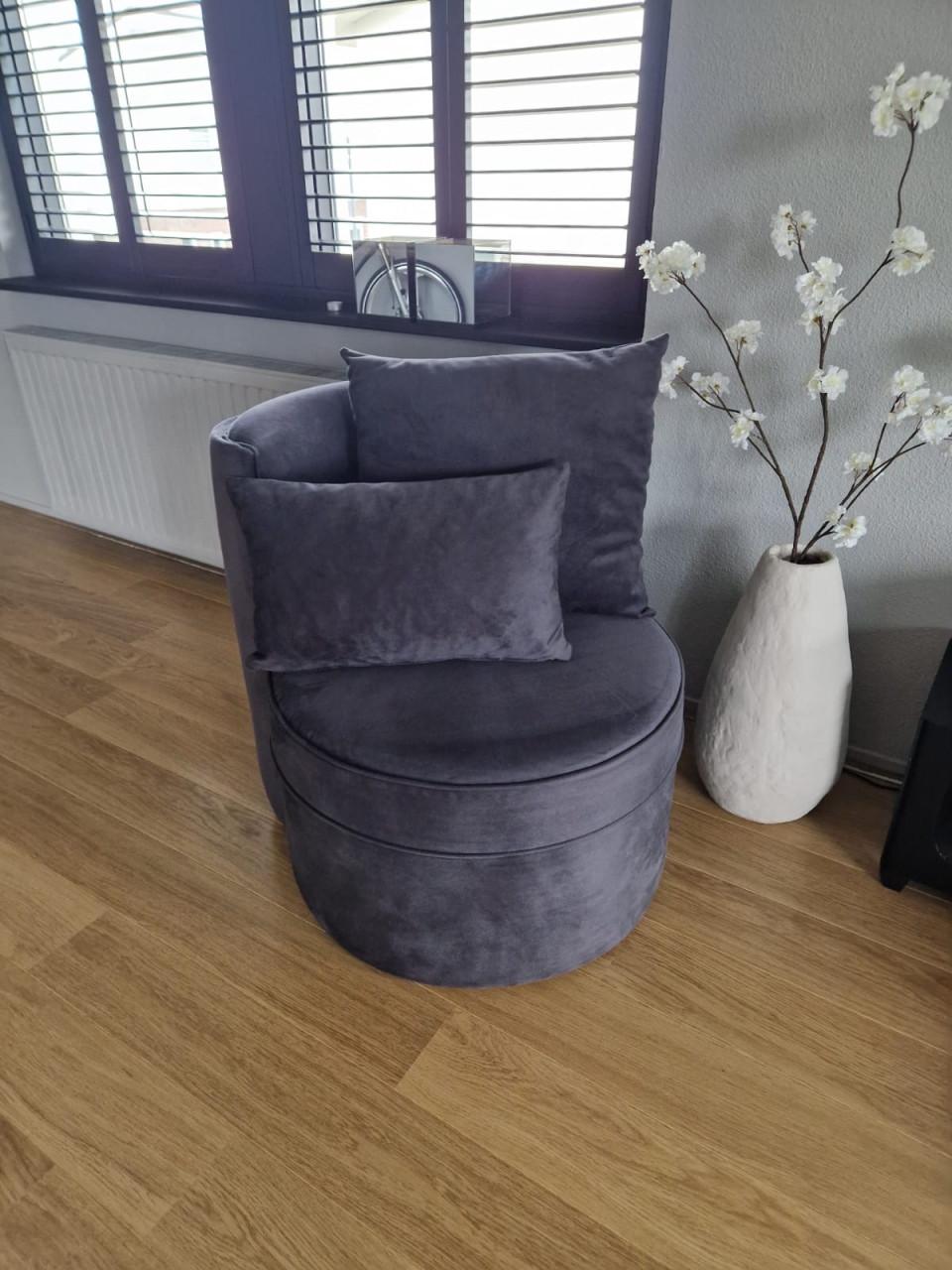 Schitterende Velvet fauteuil te koop