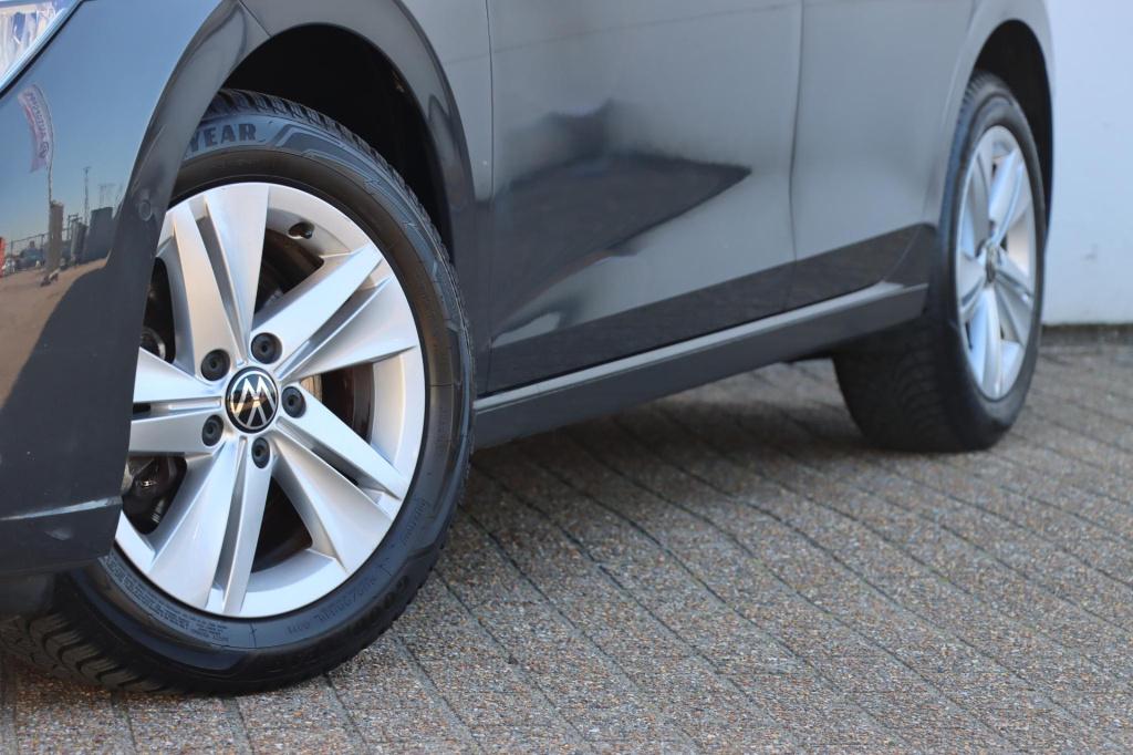 Volkswagen Golf 1.0 etsi life 110pk dsg7