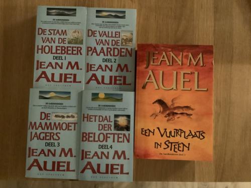 5 boeken van Jean M. Auel