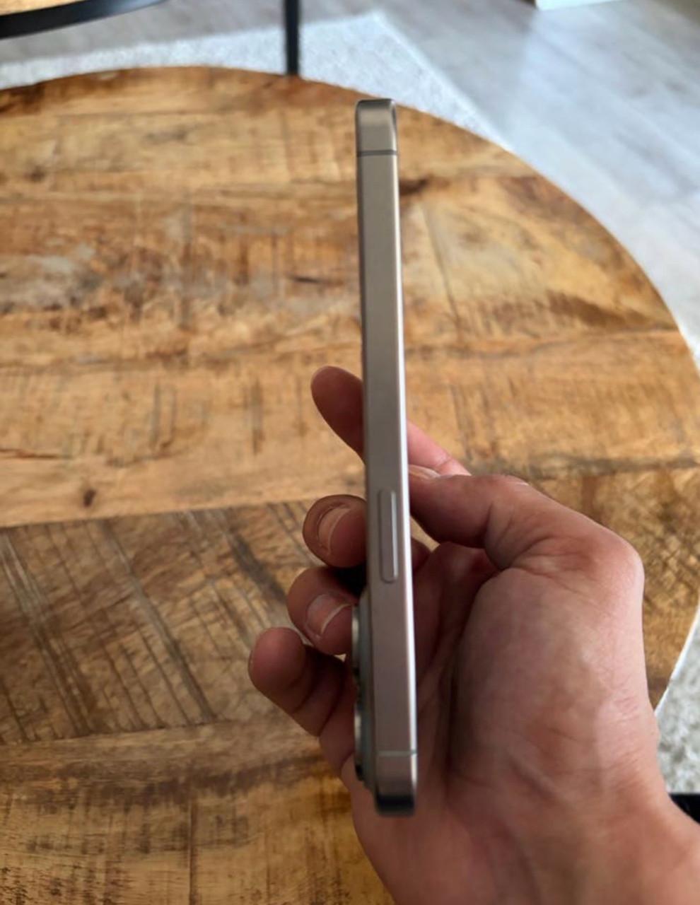 IPhone 15 Pro | Als nieuw