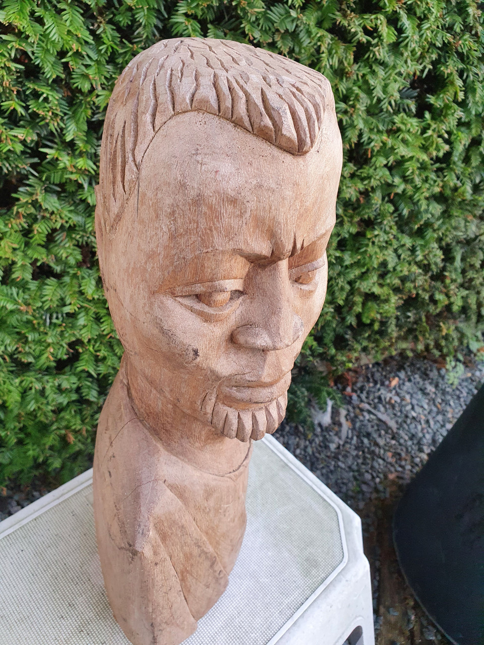 Leuk groot antiek houtsnijwerk beeldje uit indonesie van massief hout