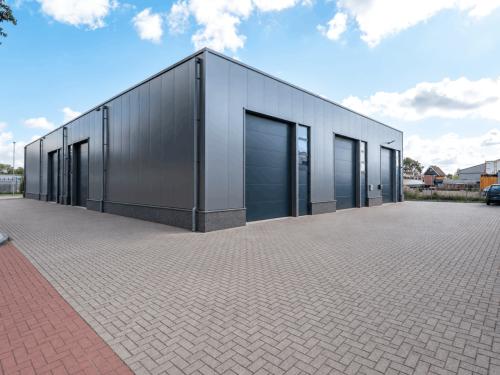TE KOOP | Moderne bedrijfsunit in Middelburg