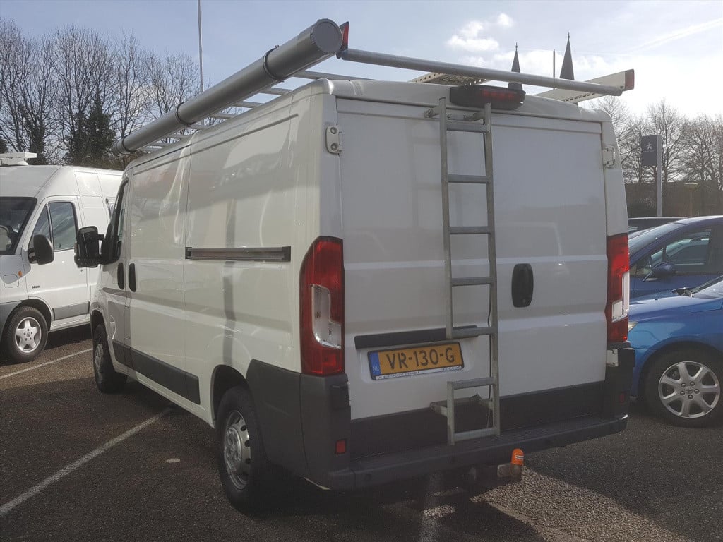 Peugeot Boxer gb 333 hdi-110pk xr profit+ l2h1 3-zits navi | kastinbouw | i
