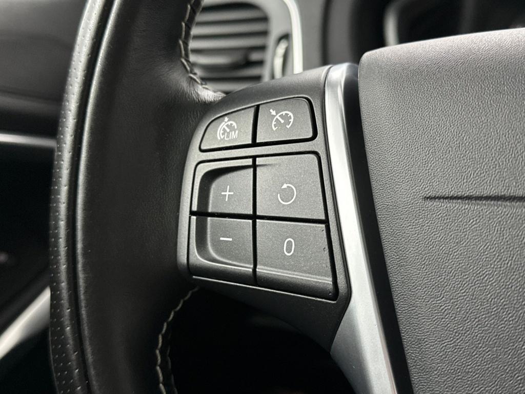 Volvo V40 t3 153pk aut6 polar+ sport| panodak| camera| h&k sound| trekhaak