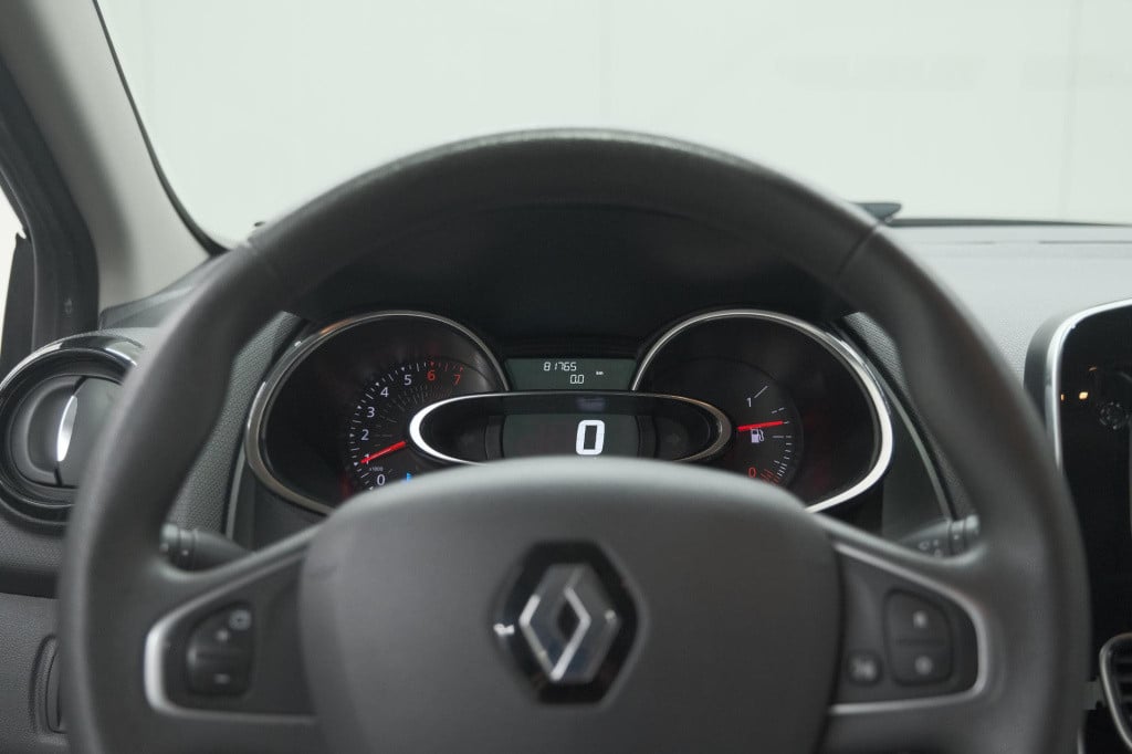 Renault Clio tce 90 limited | navigatie | parkeersensoren | cruise control 
