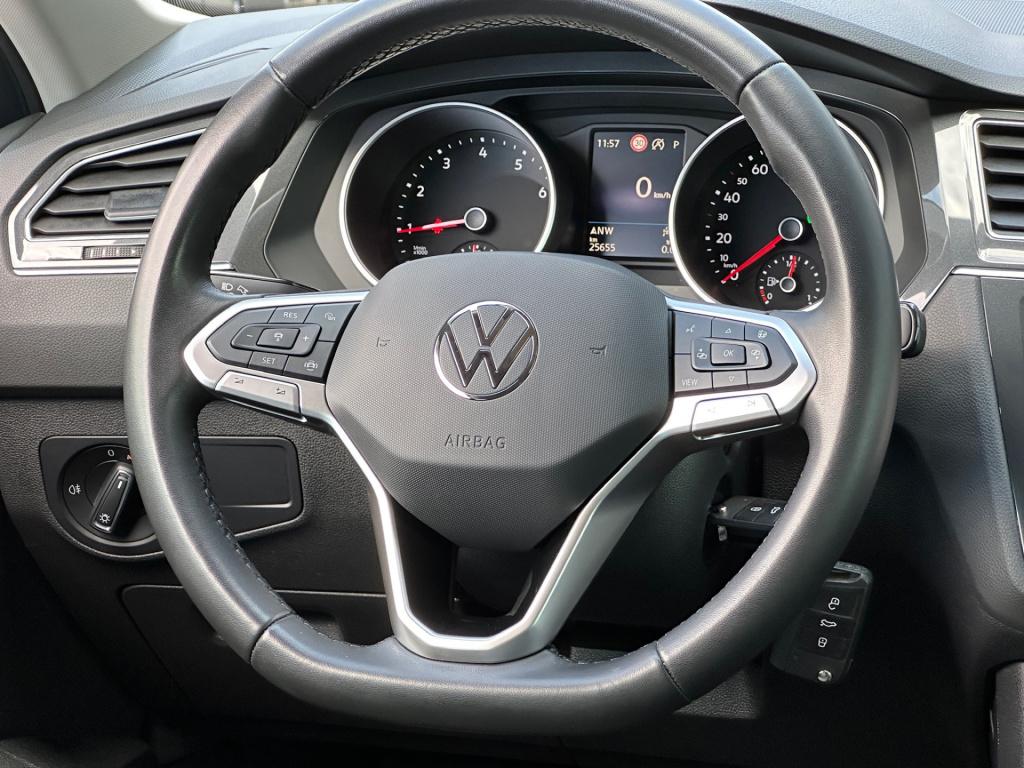 Volkswagen Tiguan 1.5 tsi 150pk dsg life | camera | trekhaak | navi | carpl
