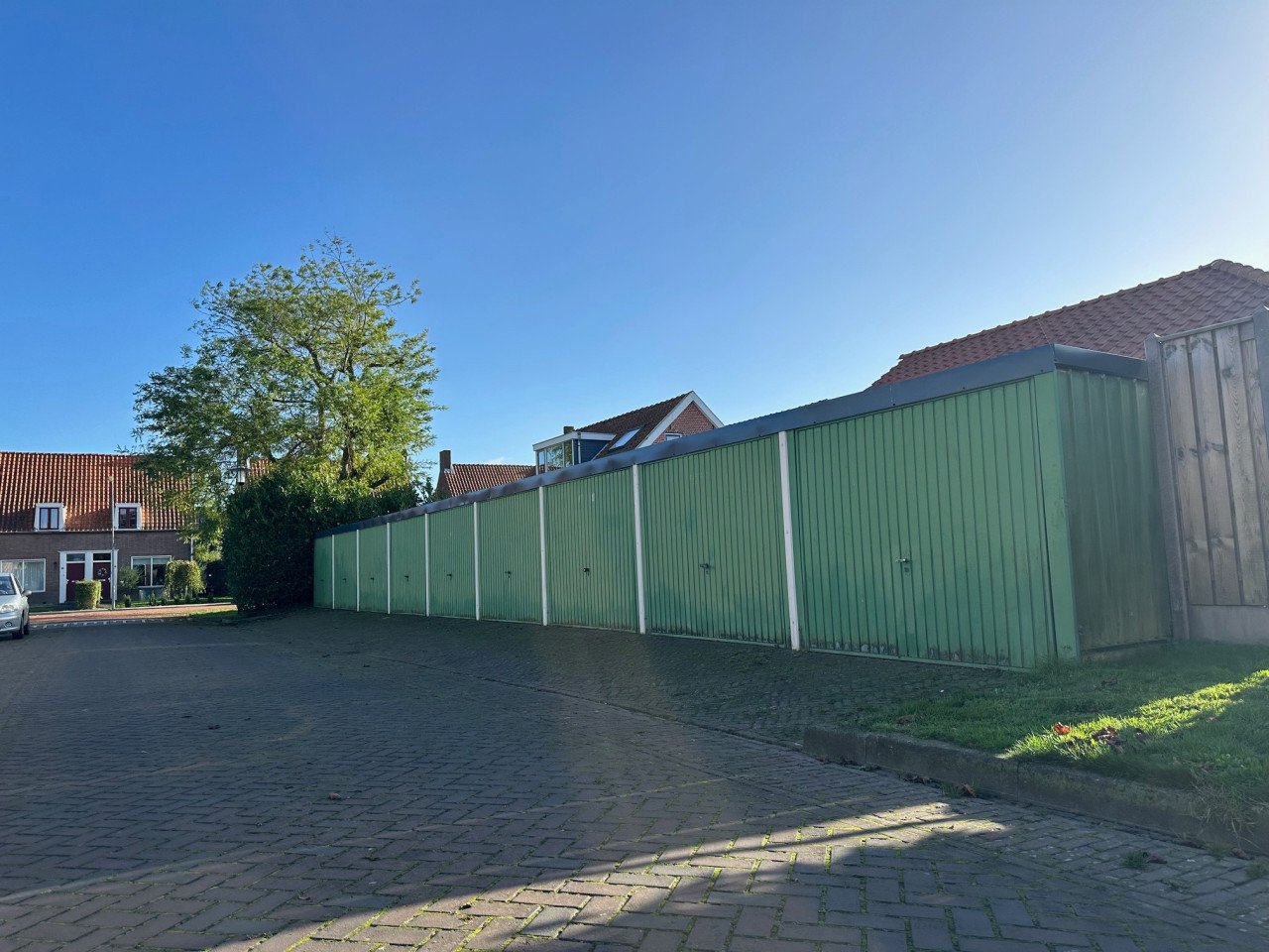 Te huut stalen garage box in Wemeldige!