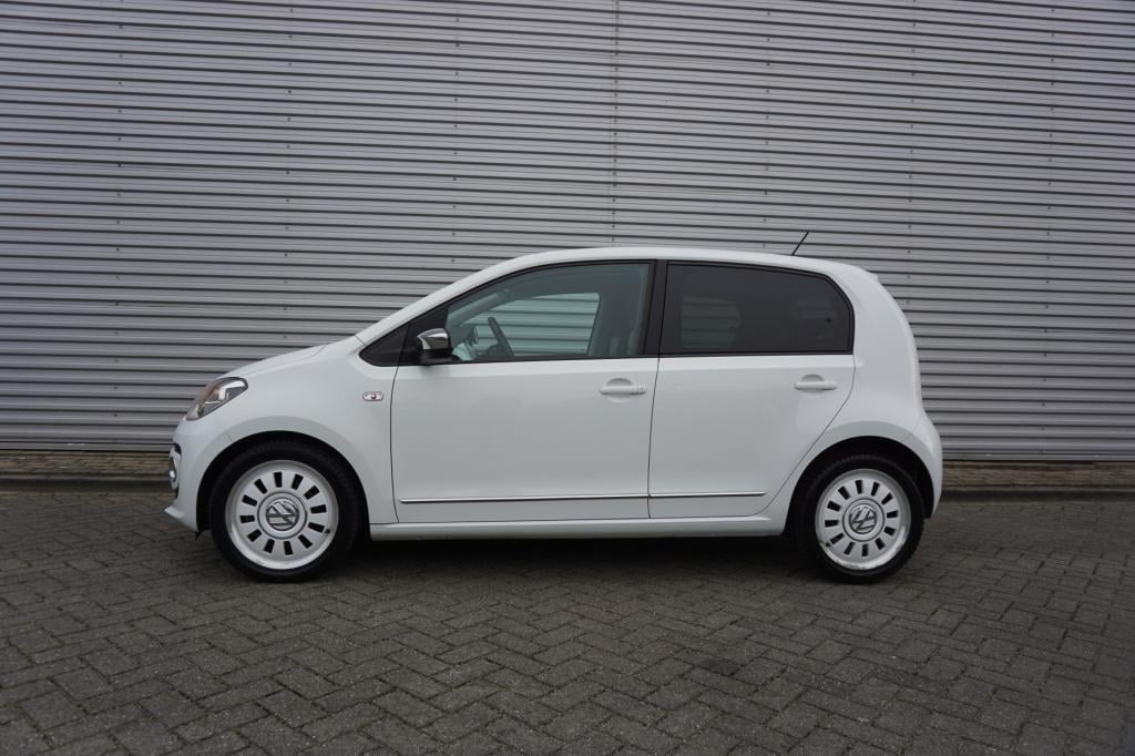 Volkswagen UP! 1.0 high up! bluemotion airco / navi / cruise / elektr. rame