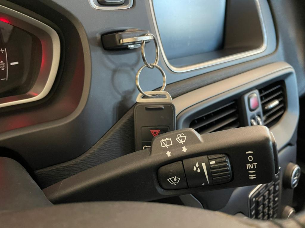 Volvo V40 2.0 t2 kinetic