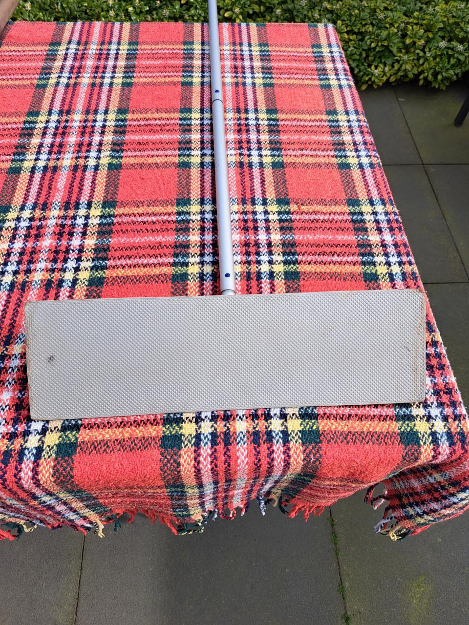 Tuingereedschap en swiffer voor de starter, etc.