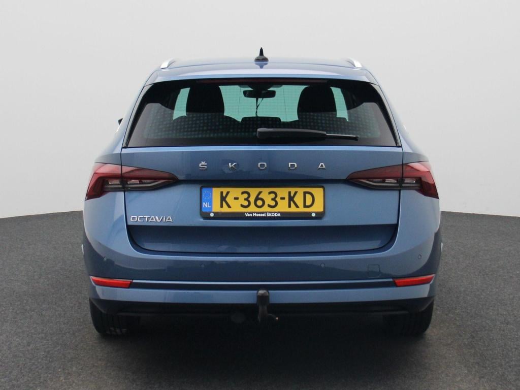Skoda Octavia combi 1.5 tsi first edition | virtual cockpit | parkeer senso