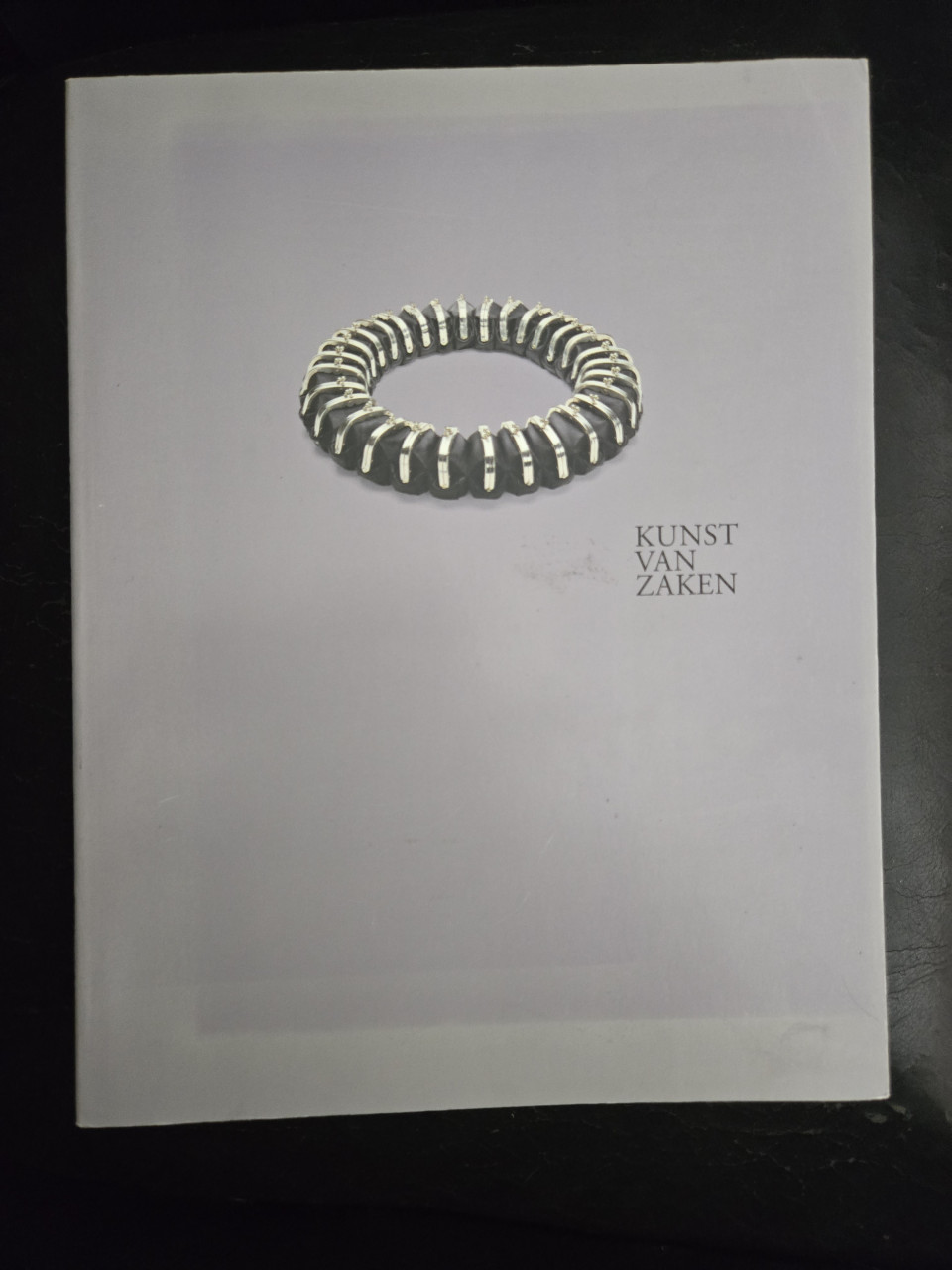 Boek:  Kunst van Zaken. Schrijver:	Groffen, Mayke. Bieden mag