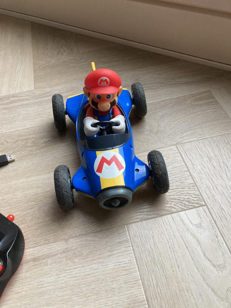 Bestuurbare auto Super Mario Kart