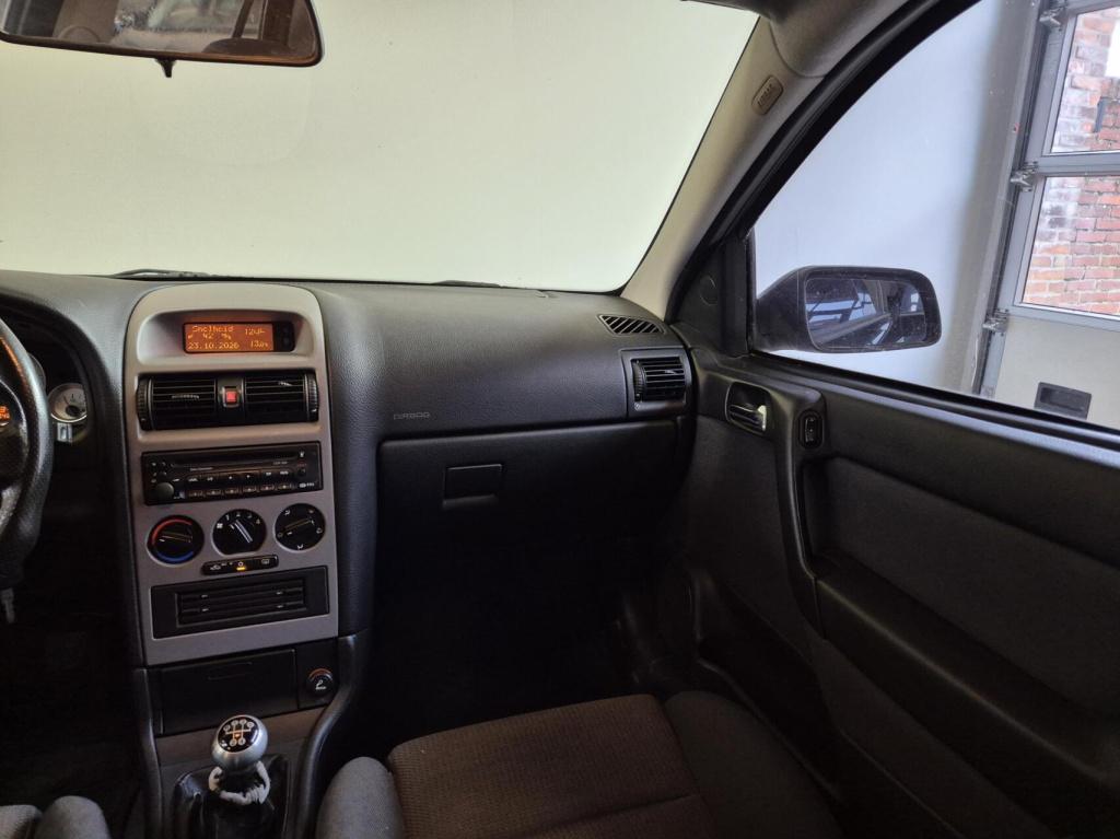 Opel Astra wagon 1.6-16v sport / nieuwe apk / nieuwe banden