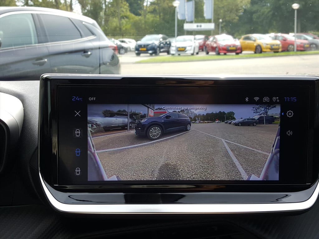 Peugeot 2008 1.2 puretech 130pk allure | navi | bt | applecarplay&androidau