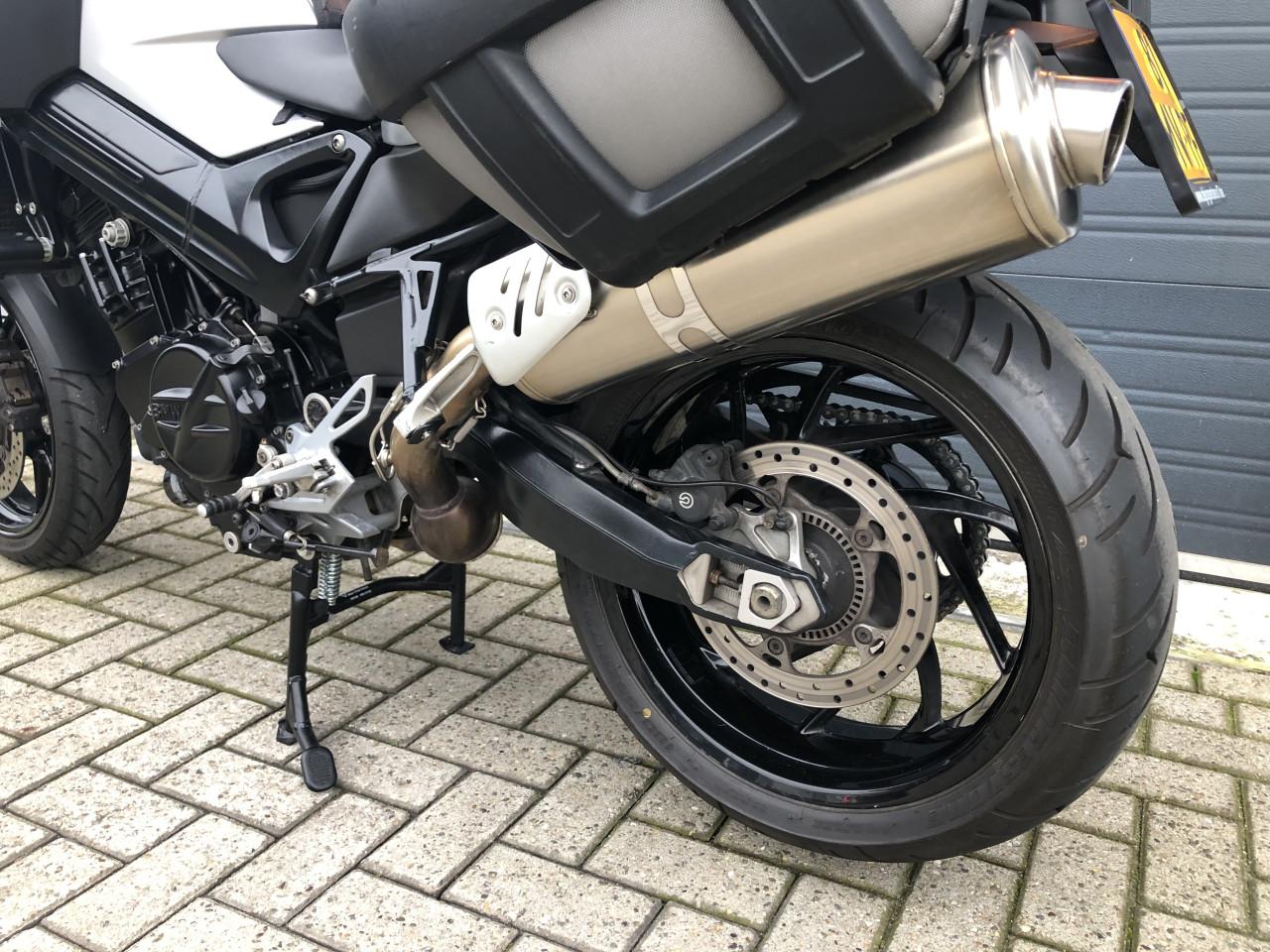 Mooie en complete BMW F800R uit 2010, 45 dkm, kofferset etc, rijklaar €4250