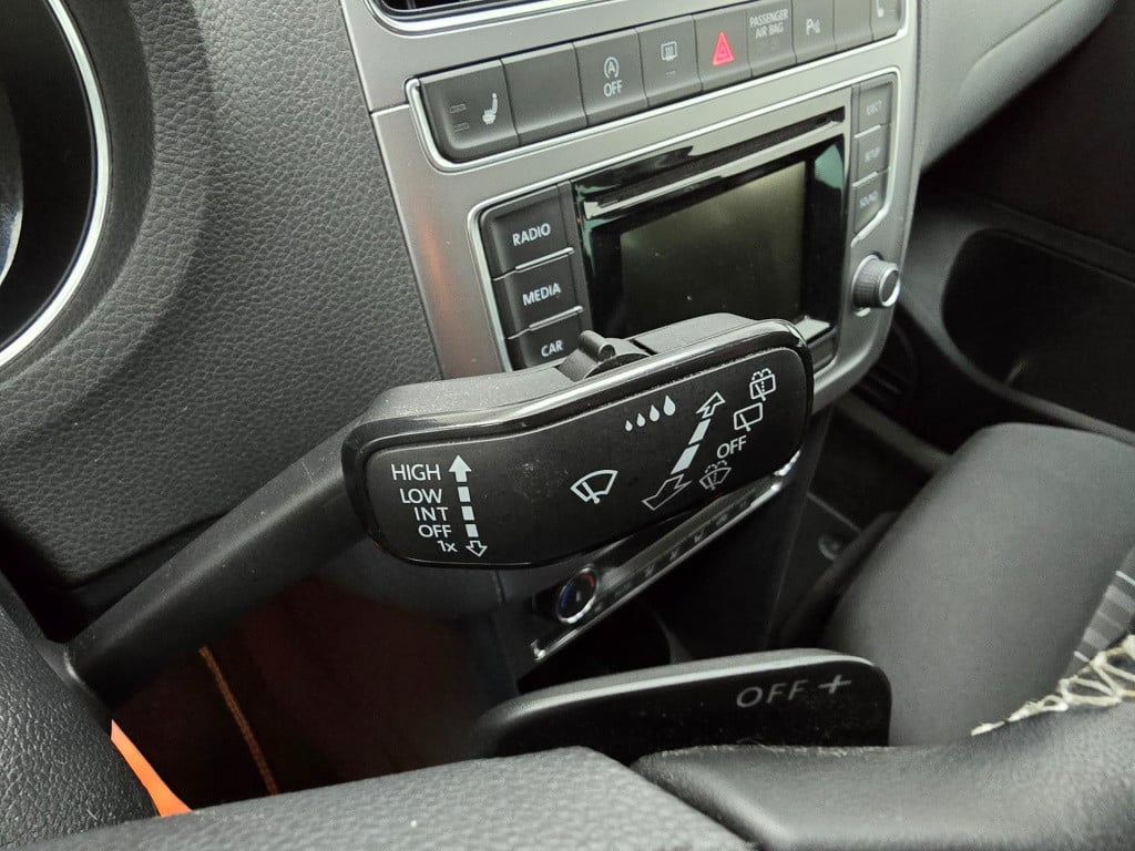 Volkswagen Polo occasion 1.2 tsi highline automaat met trekhaak en cruiseco