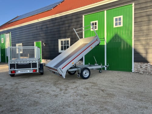 Verkoop nieuwe aanhangers!