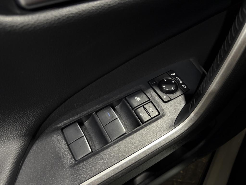 Toyota Rav4 2.5 hybrid awd bi-tone | innovation pack