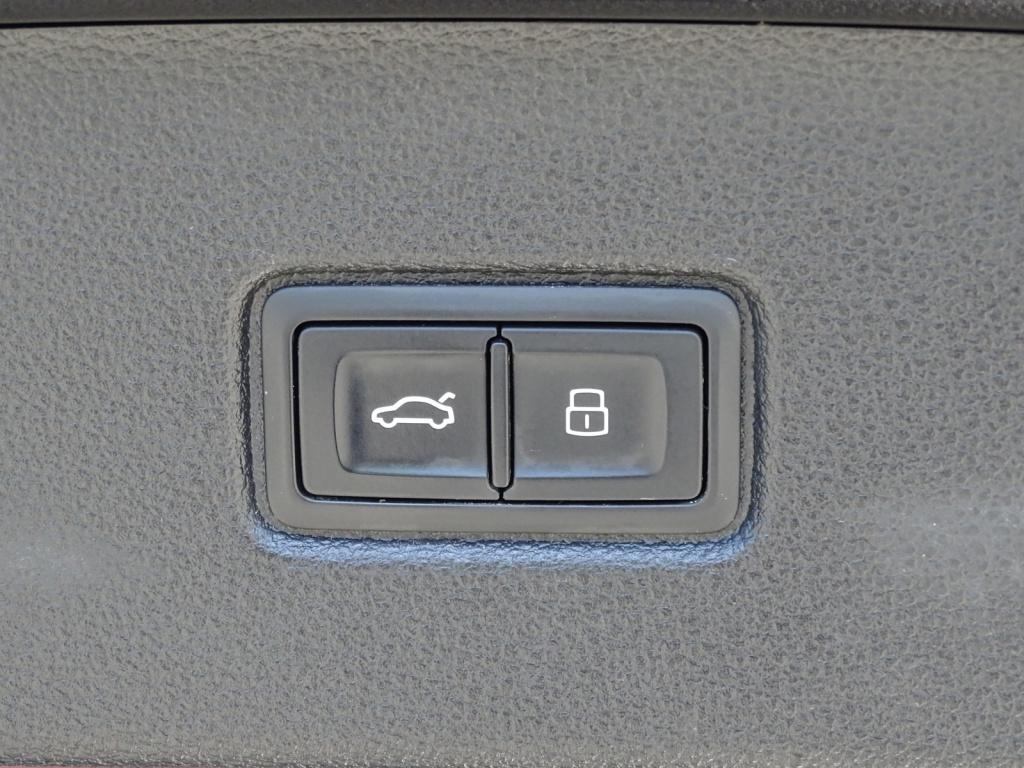 Audi Q7 3.0 tfsi quattro pro line + 7p | pano | xenon plus