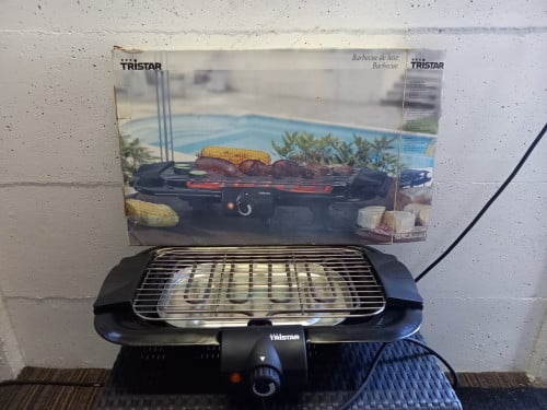 Barbecue tristar, tafelmodel zo goed als nieuw