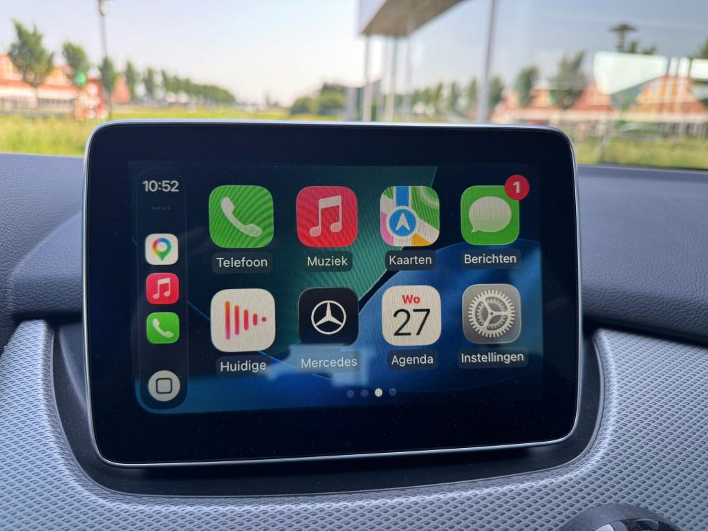 Mercedes-Benz B-Klasse 180 urban automaat , apple-carplay , led