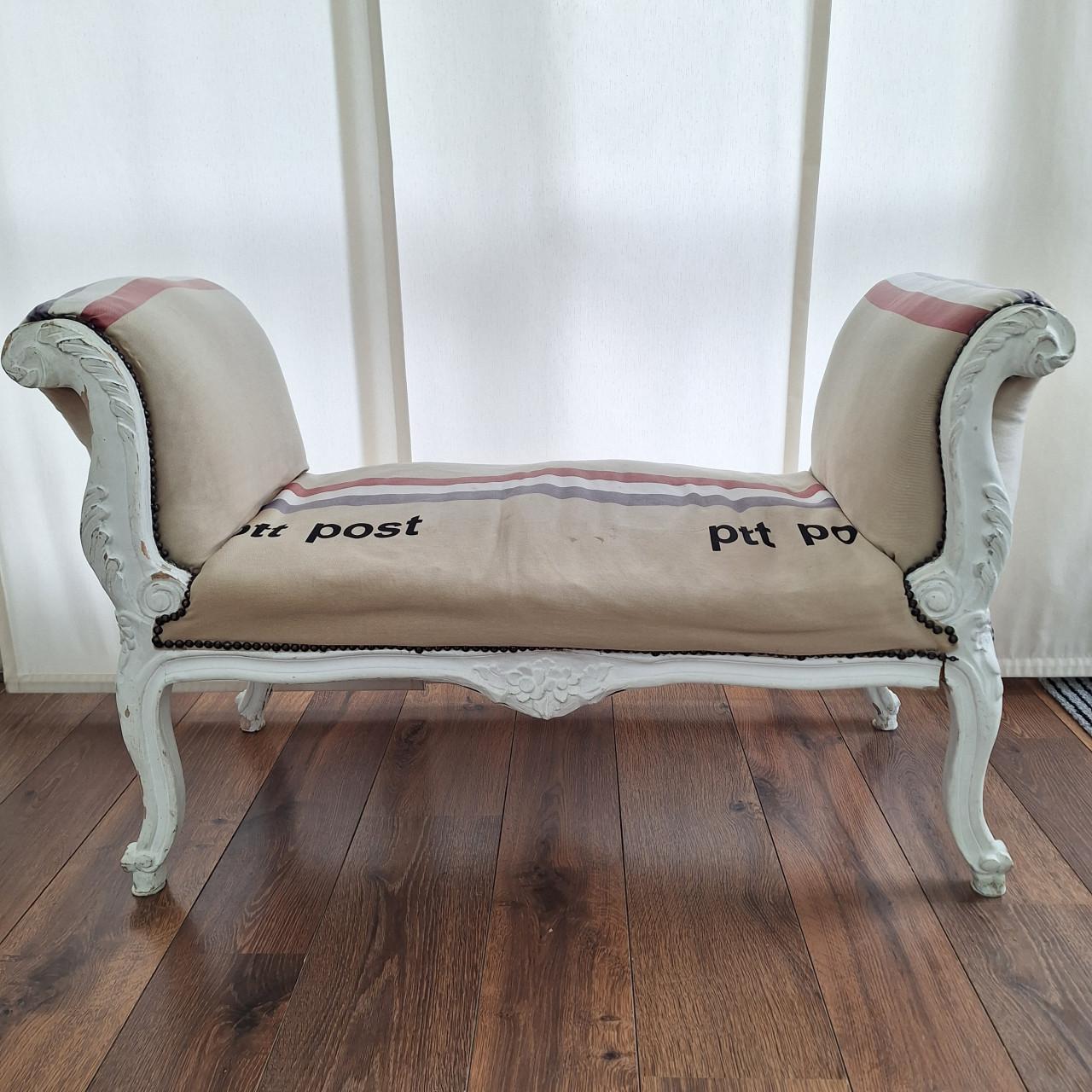 Brocant bankje met PTT Post Print