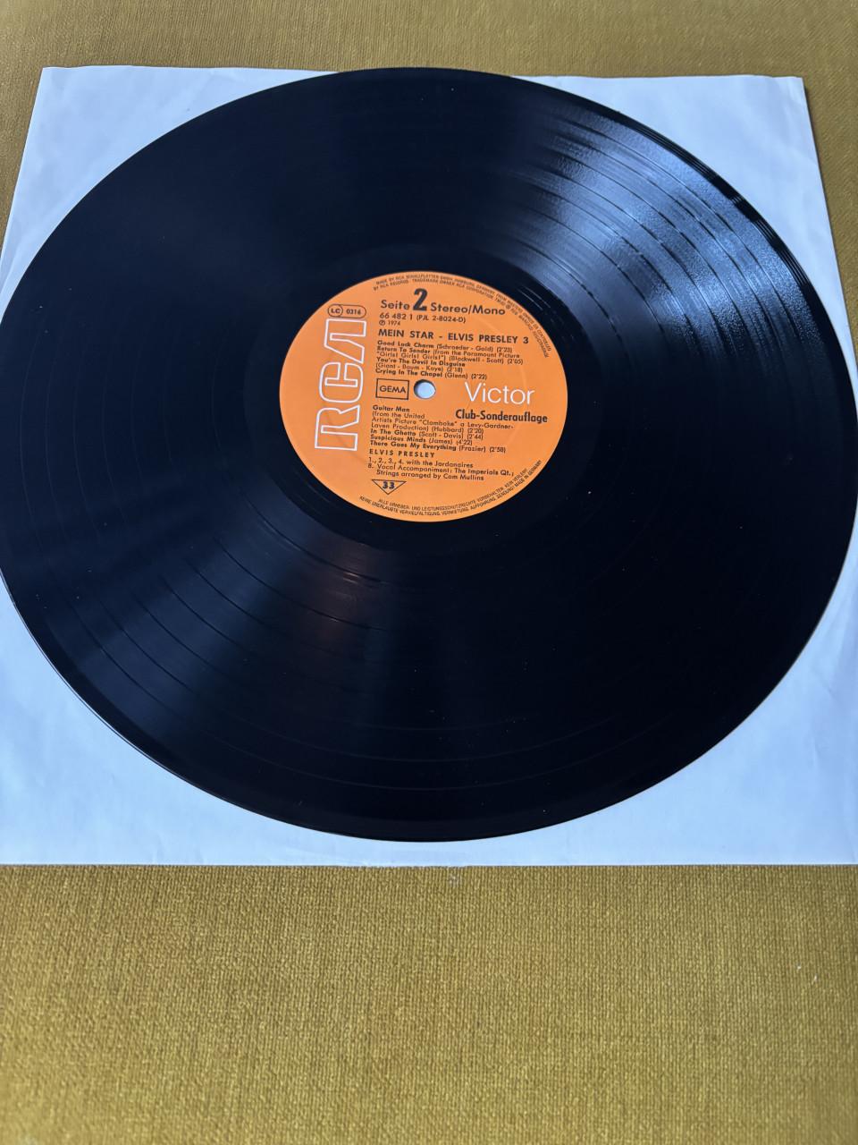 Elvis Presley - 3 LP's Vinyl Album