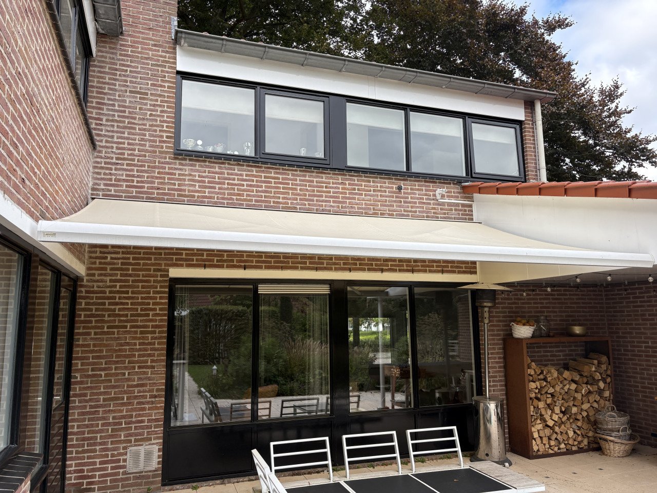 Electrisch zonnescherm met afstandbediening