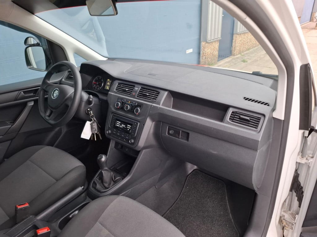 Volkswagen Caddy 2.0 tdi l1h1 bmt trendline verlaagd / airco / n.a.p / marg