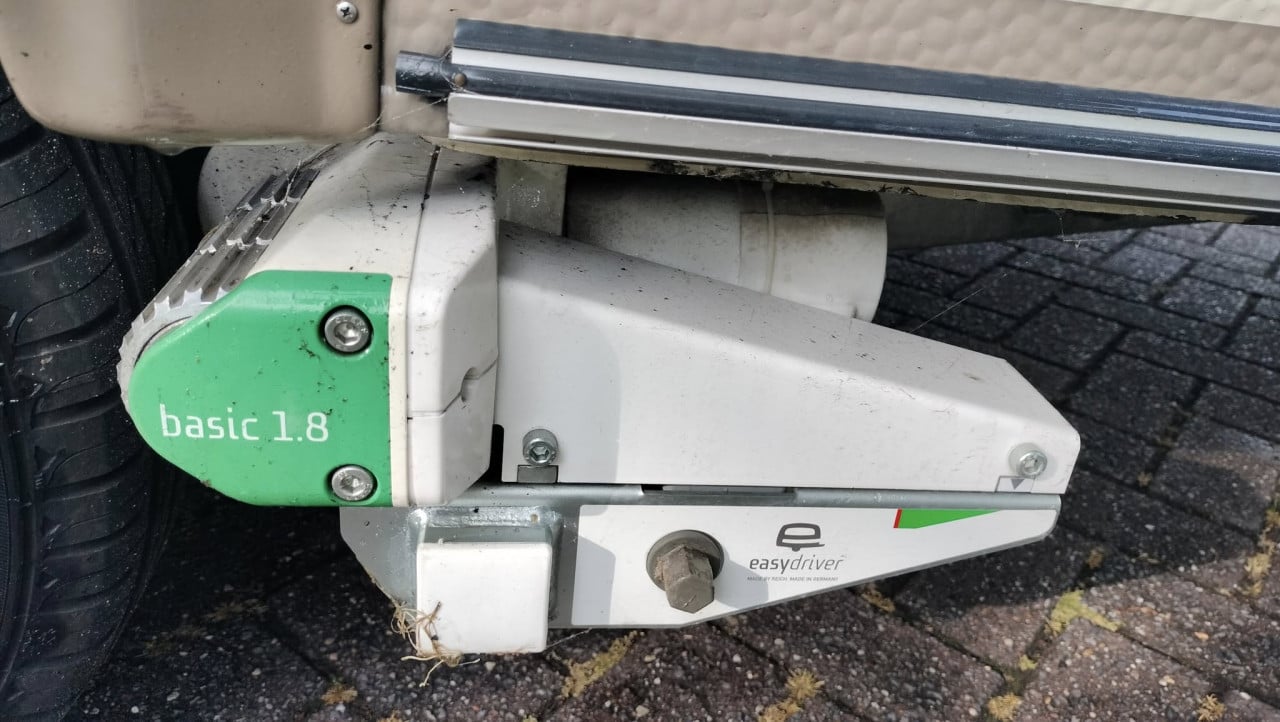 Avento 315 (1994) met mover en voortent