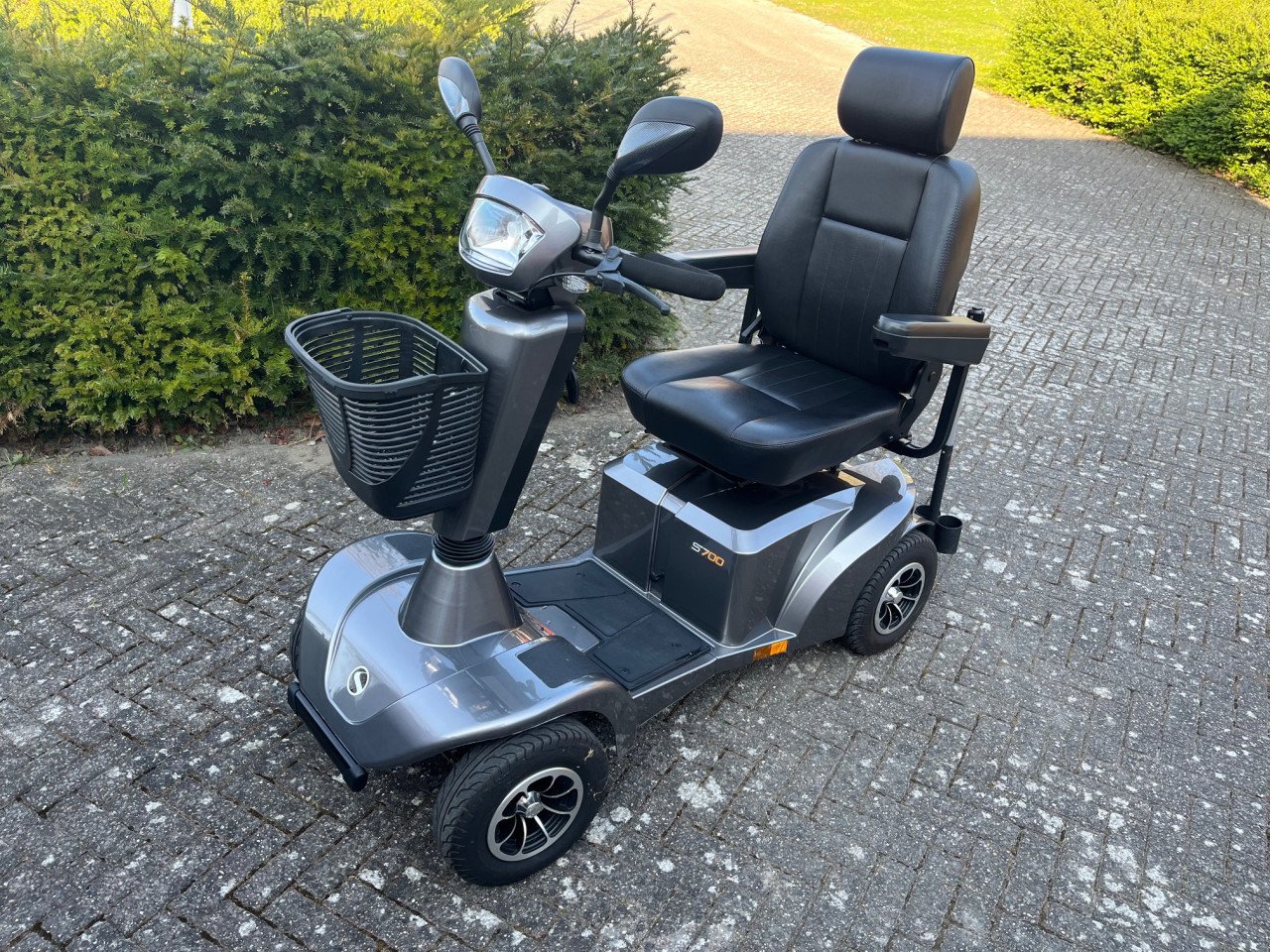 Scootmobiel Sterling S700 zo goed als nieuw
