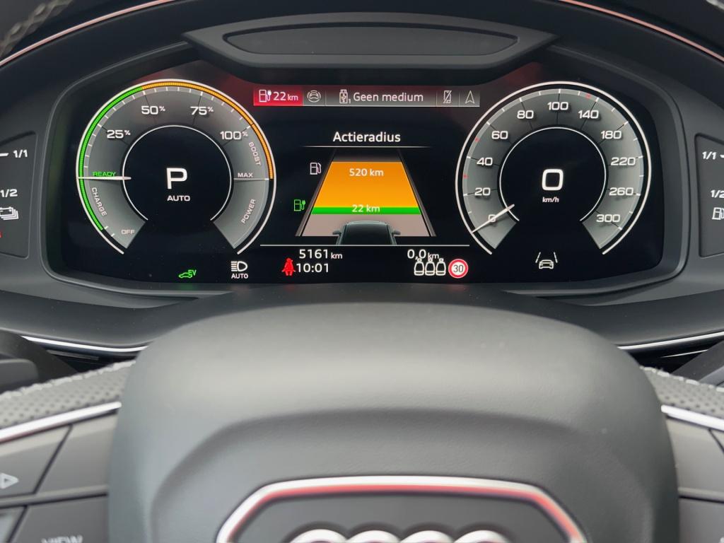 Audi Q7 55 tfsi e quattro pro line s-line | panoramadak | luchtvering | tre