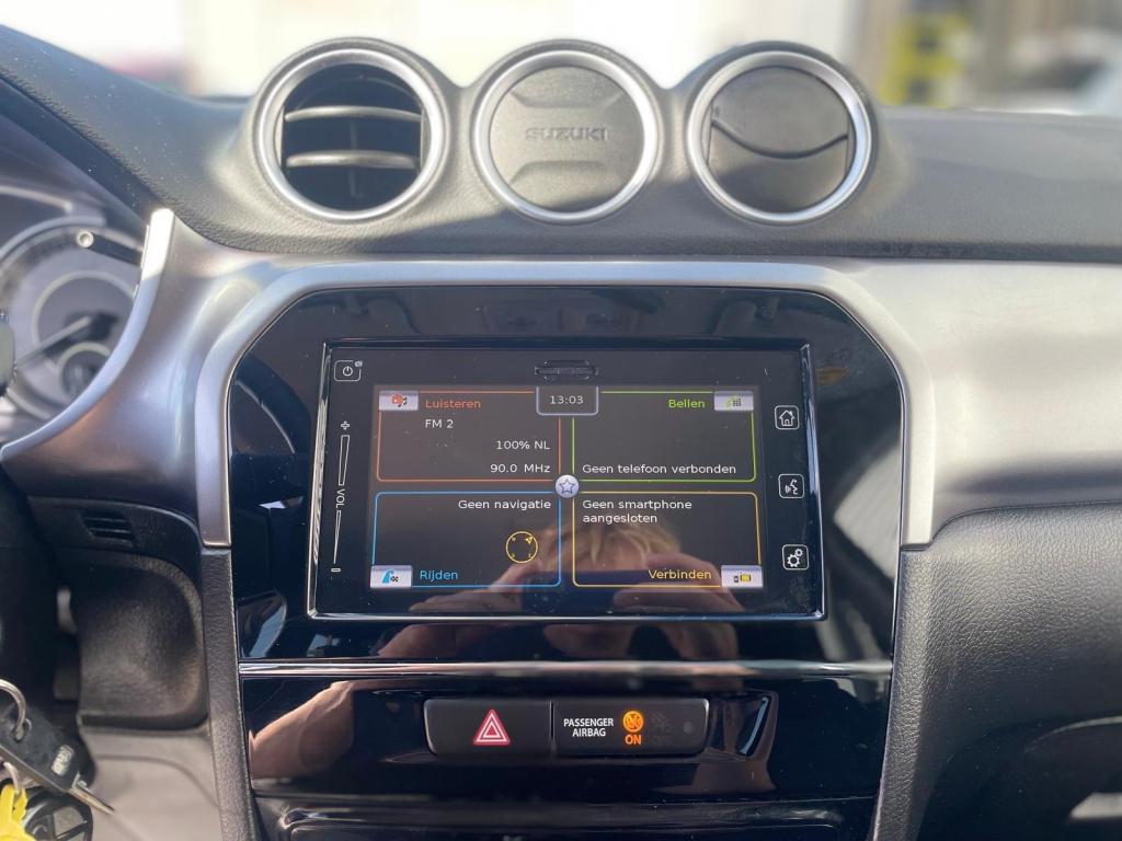 Suzuki Vitara 1.0 boosterjet select all seizoenbanden|afneembare trekhaak