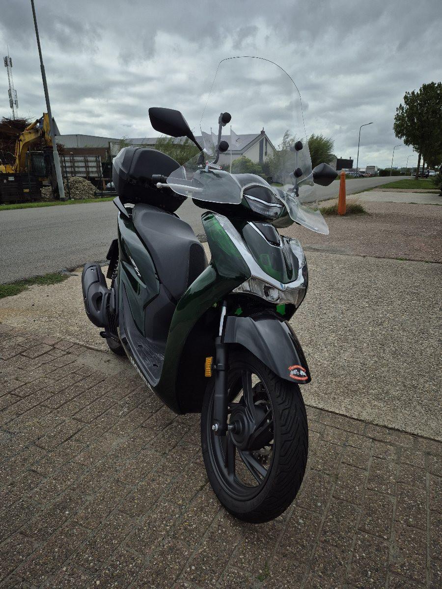 Honda SH125 Motorscooter uit 2024