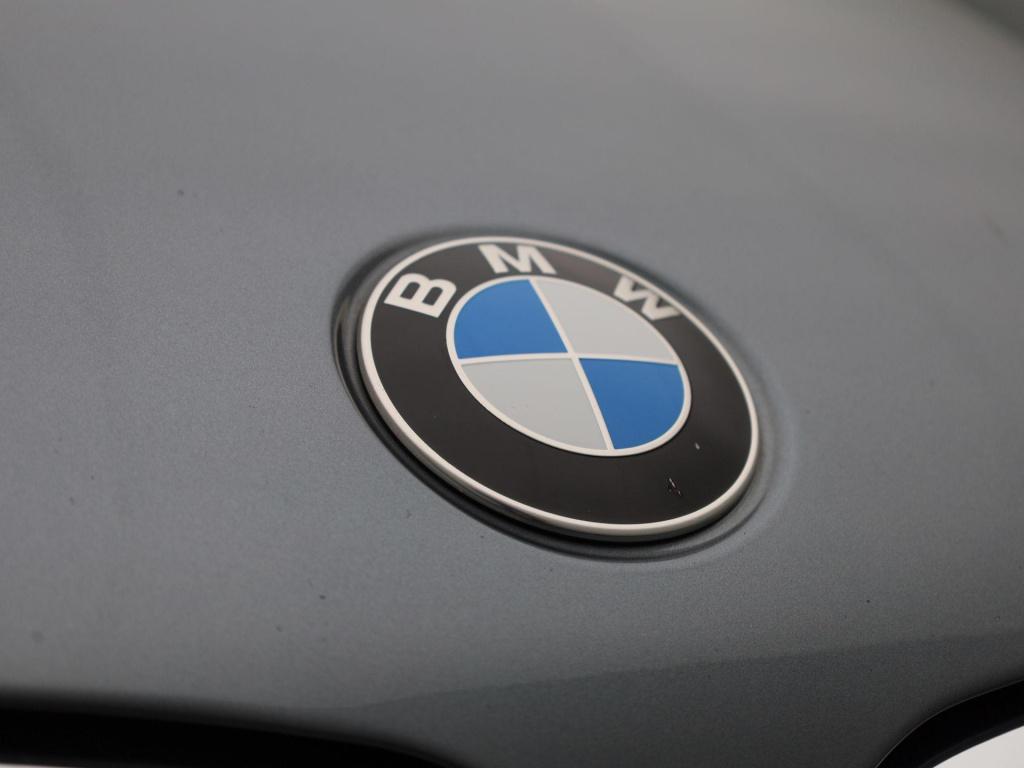BMW 5 Serie touring 520i business edition plus | automaat | lmv | navigatie